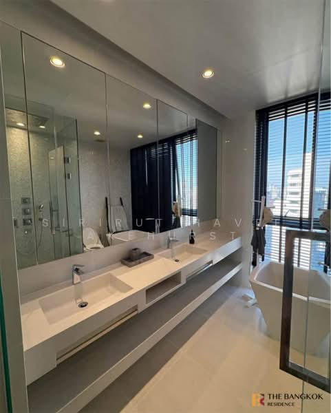 Vittorio 39, Bangkok, 8 Sukhumvit, Khlong Tan Nua, Watthana, Bangkok, 2 Bedrooms, 128 sqm, Condo For Sale, by Sirirut Havee Akehurst, 500320893 - DDproperty.com