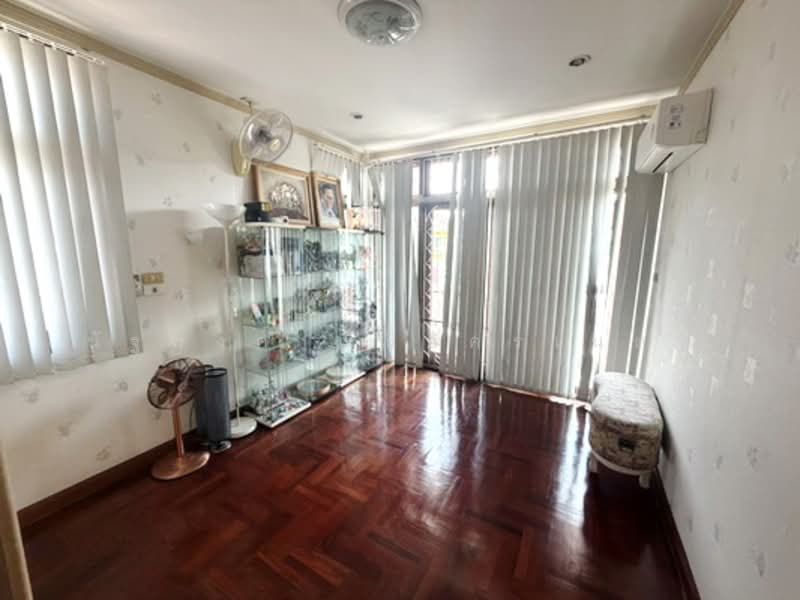 Baan Nantawan Srinakarin, Samut Prakan, Srinakarin Road, Bang Muang Mai, Muang Samut Prakarn, Samut Prakan, 3 Bedrooms, 201 sqm, Single Detached House For Rent, by นัฐพงค์ มณีอัครเนตร, 500320924 - DDproperty.com
