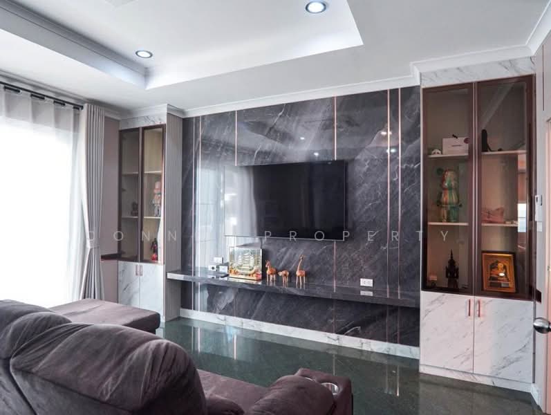 Central Park Hillside, Chon Buri (Pattaya), Soi Central Park Hillside Village, Nong Pru, Bang Lamung (Pattaya), Chon Buri (Pattaya), 5 Bedrooms, 250 sqm, Villa For Sale, by Connex Property, 500320927 - DDproperty.com