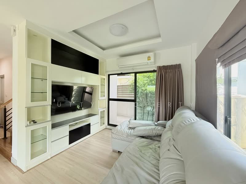 Life Bangkok Boulevard Wongwaen-Rama 9, Bangkok, Kanchanaphisek Road, Saphan Sung, Bangkok, 3 Bedrooms, 177 sqm, Single Detached House For Sale, by Nutty Property, 500320938 - DDproperty.com