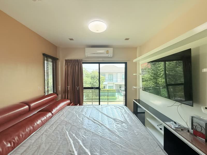 Life Bangkok Boulevard Wongwaen-Rama 9 : ไลฟ์ บางกอก บูเลอวาร์ด วงแหวน-พระราม9, กรุงเทพ, ถนนกาญจนาภิเษก, สะพานสูง, กรุงเทพ, 177 ตร.ม., บ้านเดี่ยว ขาย, โดย Nutty Property, 500320938 - DDproperty.com