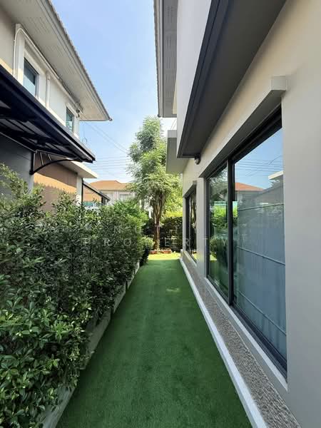 Life Bangkok Boulevard Wongwaen-Rama 9, Bangkok, Kanchanaphisek Road, Saphan Sung, Bangkok, 3 Bedrooms, 177 sqm, Single Detached House For Sale, by Nutty Property, 500320938 - DDproperty.com