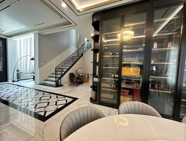 Baan Sansiri Pattanakarn, Bangkok, Phatthanakan Road, Suan Luang, Bangkok, 4 Bedrooms, 500 sqm, Single Detached House For Sale, by Connex Property, 500320948 - DDproperty.com
