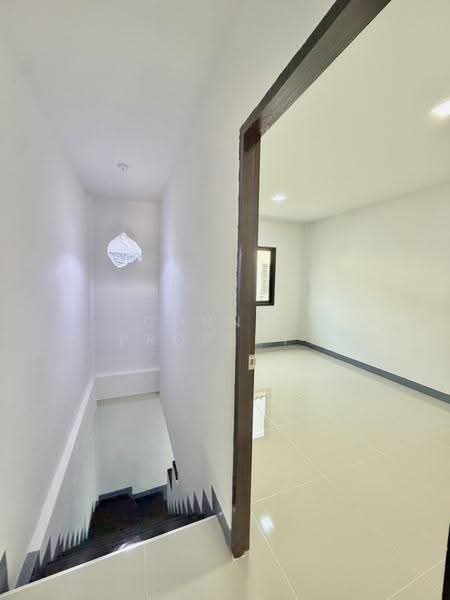 Baan Pichada Baan Kluay-Sai Noi, Nonthaburi, Phimonrat, Bang Bua Thong, Nonthaburi, 2 Bedrooms, 110 sqm, Townhouse For Sale, by Connex Property, 500320983 - DDproperty.com