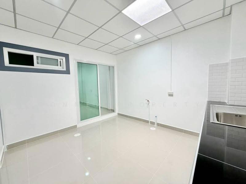 Kristsada Nakorn 10, Nonthaburi, Rattanathibet Road, Bang Rak Pattana, Bang Bua Thong, Nonthaburi, 3 Bedrooms, 140 sqm, Townhouse For Sale, by Connex Property, 500320989 - DDproperty.com