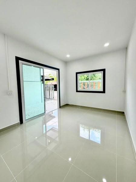 Kristsada Nakorn 10, Nonthaburi, Rattanathibet Road, Bang Rak Pattana, Bang Bua Thong, Nonthaburi, 3 Bedrooms, 140 sqm, Townhouse For Sale, by Connex Property, 500320989 - DDproperty.com