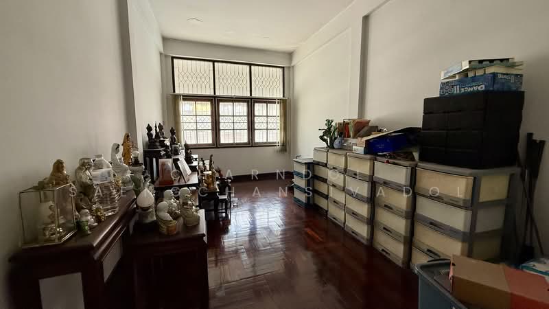 หมู่บ้านพระปิ่น 1 ทาวน์เฮ้าส์ 3 ชั้น 95ตรว. บรมราชชนนี 4 ปิ่นเกล้า, กรุงเทพ, บรมราชชนนี, บางบำหรุ, บางพลัด, กรุงเทพ, 658 ตร.ม., ทาวน์เฮ้าส์ ขาย, โดย Charndol Saengchansivadol, 500320991 - DDproperty.com