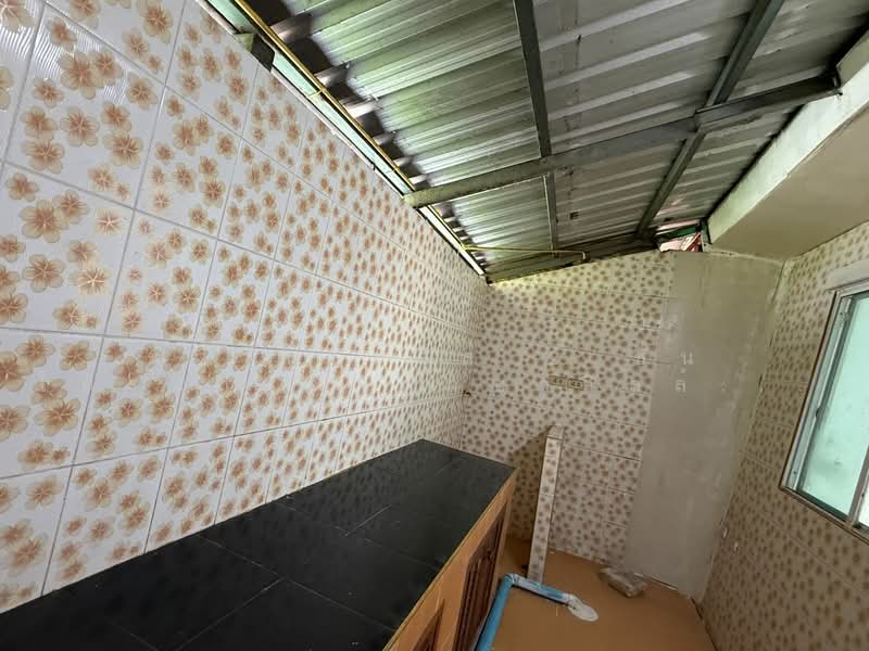For Sale 2-Storey Townhouse at Pruksa Ville 30 Onnut-Suvarnabhumi, Samut Prakan, Rachathewa, Bang Plee, Samut Prakan, 3 Bedrooms, 102 sqm, Townhouse For Sale, by คุณลี, 500321014 - DDproperty.com