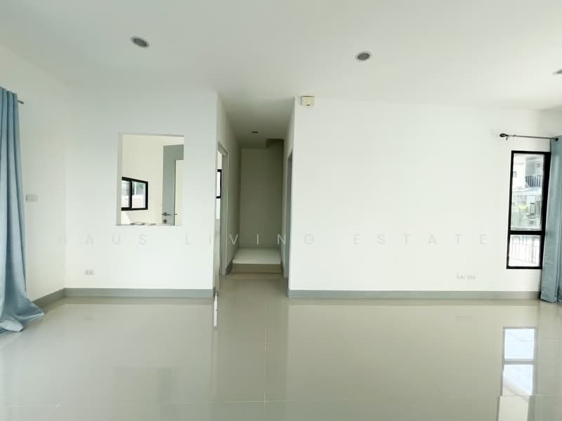 Pleno Suksawat, Bangkok, Pracha Uthit Road (Soi Pracha Uthit 60), Thung Khru, Bangkok, 3 Bedrooms, 125 sqm, Semi-Detached House (Twin House) For Sale, by Haus Living Estate, 500321016 - DDproperty.com