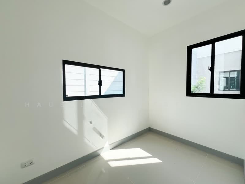 Pleno Suksawat, Bangkok, Pracha Uthit Road (Soi Pracha Uthit 60), Thung Khru, Bangkok, 3 Bedrooms, 125 sqm, Semi-Detached House (Twin House) For Sale, by Haus Living Estate, 500321016 - DDproperty.com