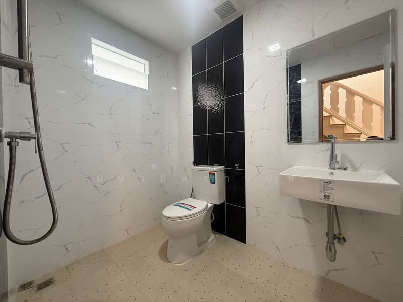 Wararom Phetkasem 81 (Bangbon 5), Bangkok, Bang Bon 5 Road, Bang Bon, Bangkok, 4 Bedrooms, 200 sqm, Single Detached House For Sale, by พเนตร มหามิตรานนท์, 500321050 - DDproperty.com