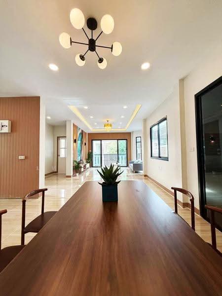 Wararom Phetkasem 81 (Bangbon 5), Bangkok, Bang Bon 5 Road, Bang Bon, Bangkok, 4 Bedrooms, 200 sqm, Single Detached House For Sale, by พเนตร มหามิตรานนท์, 500321050 - DDproperty.com