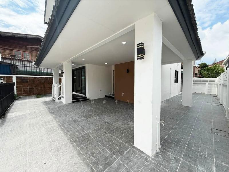 Wararom Phetkasem 81 (Bangbon 5), Bangkok, Bang Bon 5 Road, Bang Bon, Bangkok, 4 Bedrooms, 200 sqm, Single Detached House For Sale, by พเนตร มหามิตรานนท์, 500321050 - DDproperty.com