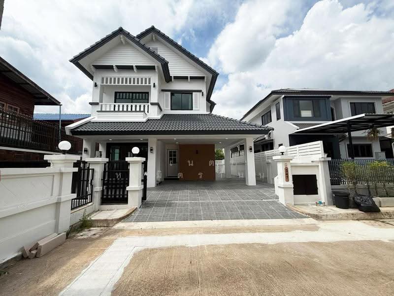 Wararom Phetkasem 81 (Bangbon 5), Bangkok, Bang Bon 5 Road, Bang Bon, Bangkok, 4 Bedrooms, 200 sqm, Single Detached House For Sale, by พเนตร มหามิตรานนท์, 500321050 - DDproperty.com