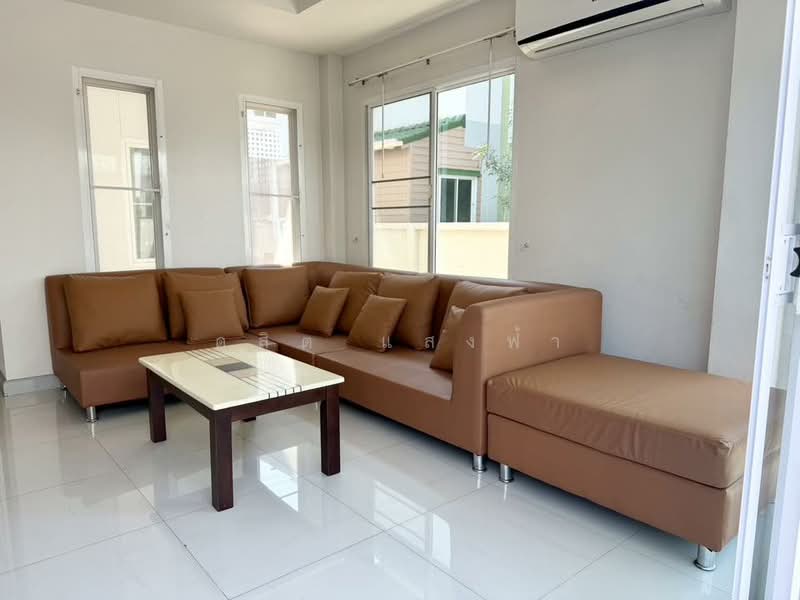 ให้เช่าบ้าน ม.ซีซั่นวัลเล่ย์ ศรีราชา, Chon Buri (Pattaya), Surasak, Si Racha, Chon Buri (Pattaya), 3 Bedrooms, 160 sqm, Single Detached House For Rent, by Dusit Saengfa, 500321057 - DDproperty.com