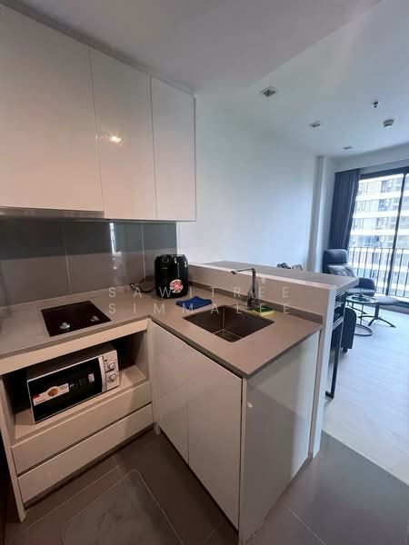 M Thonglor 10, Bangkok, 9 Soi Ekkamai 12, Ekkamai Road, Khlong Tan Nua, Watthana, Bangkok, 2 Bedrooms, 62 sqm, Condo For Rent, by Sawitree Simmalee, 500321086 - DDproperty.com