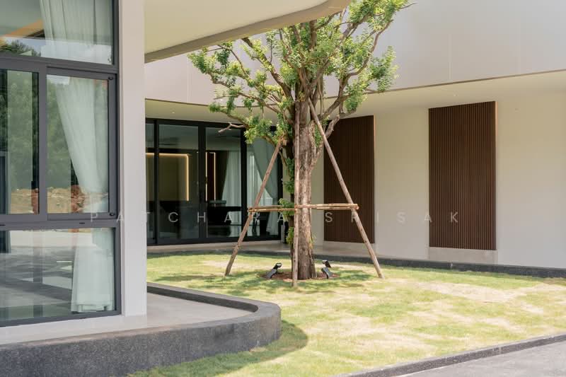 undefined, Chon Buri (Pattaya), Nong Pru, Bang Lamung (Pattaya), Chon Buri (Pattaya), 6 Bedrooms, 520 sqm, Villa For Rent, by Patchara Srisak, 500321088 - DDproperty.com