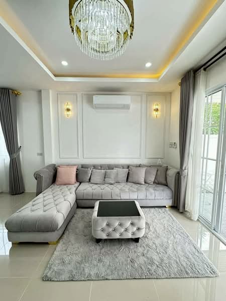 3-BR House, Chon Buri (Pattaya), Nong Pru, Bang Lamung (Pattaya), Chon Buri (Pattaya), 3 Bedrooms, 204 sqm, Single Detached House For Rent, by Patchara Srisak, 500321104 - DDproperty.com