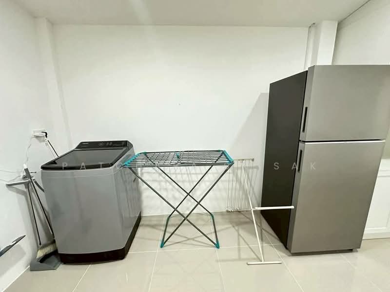 3-BR House, Chon Buri (Pattaya), Nong Pru, Bang Lamung (Pattaya), Chon Buri (Pattaya), 3 Bedrooms, 204 sqm, Single Detached House For Rent, by Patchara Srisak, 500321104 - DDproperty.com