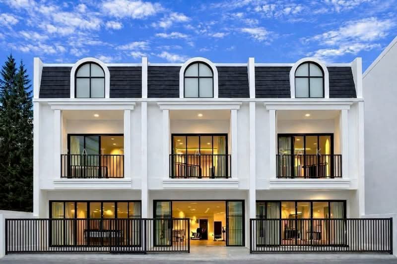 3-BR Townhouse, Chon Buri (Pattaya), Nong Pru, Bang Lamung (Pattaya), Chon Buri (Pattaya), 3 Bedrooms, 204 sqm, Townhouse For Rent, by Patchara Srisak, 500321122 - DDproperty.com