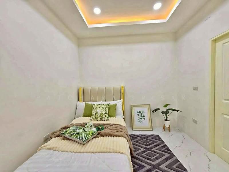 3-BR Townhouse, Chon Buri (Pattaya), Nong Pru, Bang Lamung (Pattaya), Chon Buri (Pattaya), 3 Bedrooms, 204 sqm, Townhouse For Rent, by Patchara Srisak, 500321122 - DDproperty.com