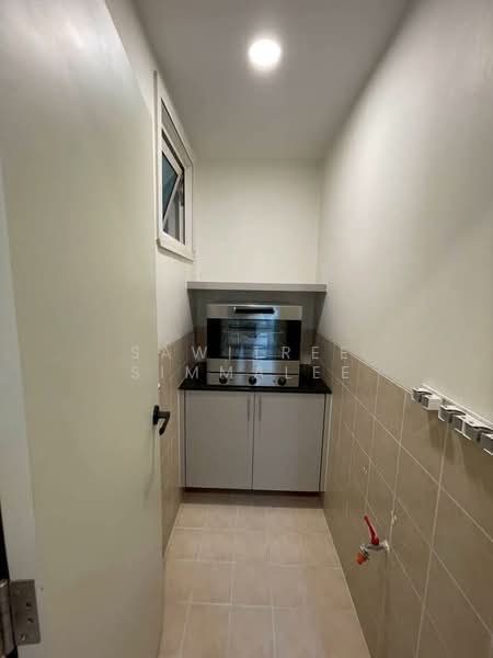 The Empire Place, Bangkok, 88 Narathiwatratchanakharin Road, Thung Maha Mek, Sathon, Bangkok, 3 Bedrooms, 183 sqm, Condo For Rent, by Sawitree Simmalee, 500321133 - DDproperty.com