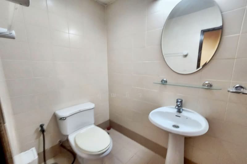 Sampoom Garden Condominium, Bangkok, ซอย 14 Sathorn, Silom, Bang Rak, Bangkok, 1 Bedroom, 101 sqm, Condo For Sale, by คุณมิว, 500321145 - DDproperty.com