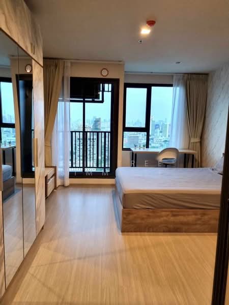 The Base Sukhumvit 50, Bangkok, Soi Roem Charoen 1, Sukhumvit 50 Road, Phra Kanong, Khlong Toei, Bangkok, 2 Bedrooms, 56 sqm, Condo For Rent, by Sawitree Simmalee, 500321167 - DDproperty.com