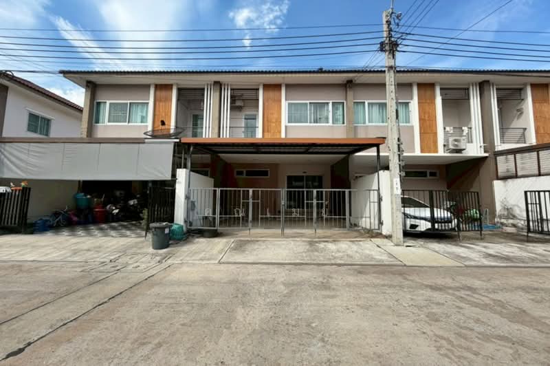 บ้านราชพฤกษ์ สุวรรณภูมิ-ลาดกระบัง : Ratchaphruek Suvarnabhumi-Ladkrabang Village, กรุงเทพ, 397/183 ถ.ฉลองกรุง, ลำปลาทิว, ลาดกระบัง, กรุงเทพ, 150 ตร.ม., ทาวน์เฮ้าส์ ขาย, โดย คุณเมย์, 500321192 - DDproperty.com
