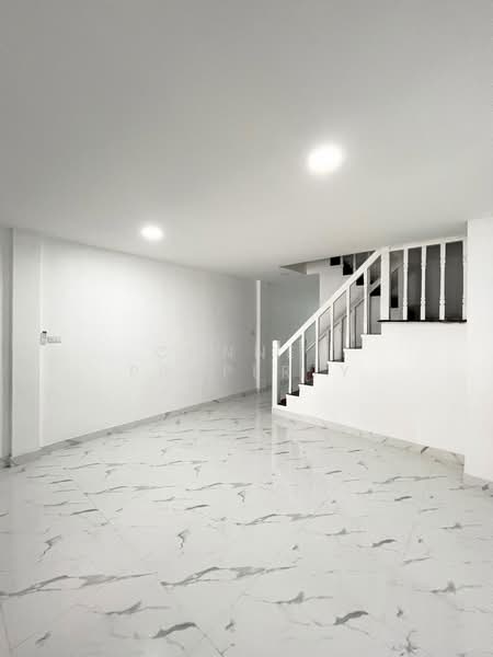 3-story townhome (along the, Bangkok, -, Ram Inthra, Khan Na Yao, Bangkok, 4 Bedrooms, 200 sqm, Townhouse For Rent, by Connex Property, 500321201 - DDproperty.com