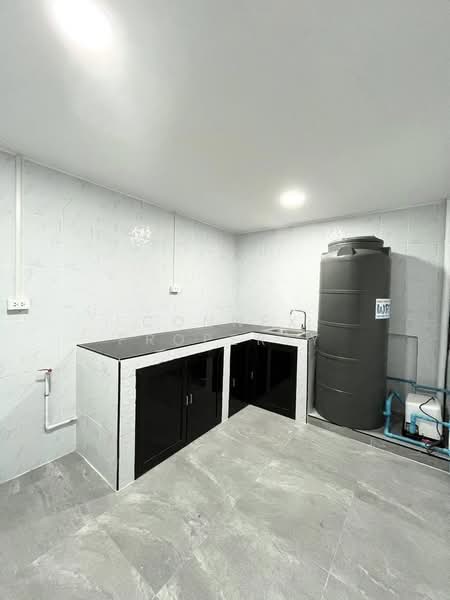 3-story townhome (along the, Bangkok, -, Ram Inthra, Khan Na Yao, Bangkok, 4 Bedrooms, 200 sqm, Townhouse For Rent, by Connex Property, 500321201 - DDproperty.com