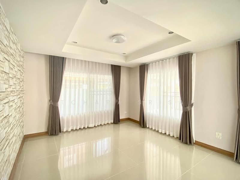 Baan Klang Suan, Chon Buri (Pattaya), Sukhumvit Road, Ta Khian Tia, Bang Lamung (Pattaya), Chon Buri (Pattaya), 3 Bedrooms, 204 sqm, Single Detached House For Sale, by Patchara Srisak, 500321247 - DDproperty.com