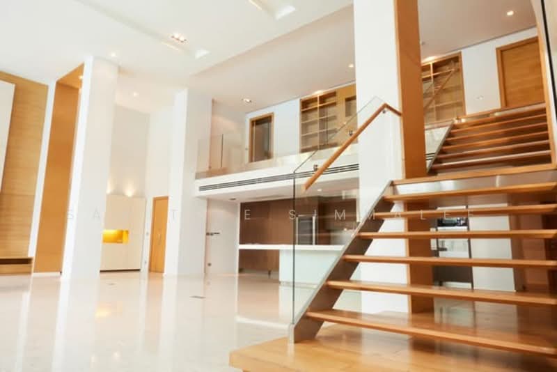 Ficus Lane, Bangkok, Soi Sukhumvit 44/1, Phra Kanong, Khlong Toei, Bangkok, 4 Bedrooms, 439 sqm, Condo For Sale, by Chayanin Khanijou, 500321315 - DDproperty.com