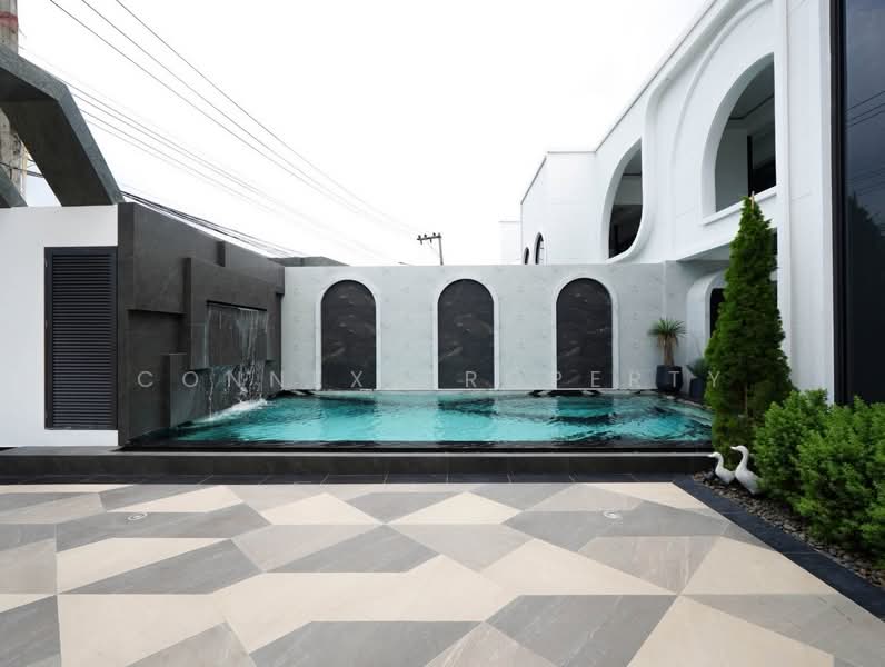 Twin pool villas, 2 buildings, 932 square meters, Bang Lamung, Chon Buri (Pattaya), ทุ่งกลม-ตาลหมัน, Nong Pru, Bang Lamung (Pattaya), Chon Buri (Pattaya), 8 Bedrooms, 500 sqm, Single Detached House For Sale, by Connex Property, 500321426 - DDproperty.com