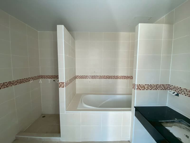 Wongamat Privacy Resort & Residence, Chon Buri (Pattaya), Na Kloe, Bang Lamung (Pattaya), Chon Buri (Pattaya), 2 Bedrooms, 81 sqm, Condo For Sale, by Patchara Srisak, 500321442 - DDproperty.com