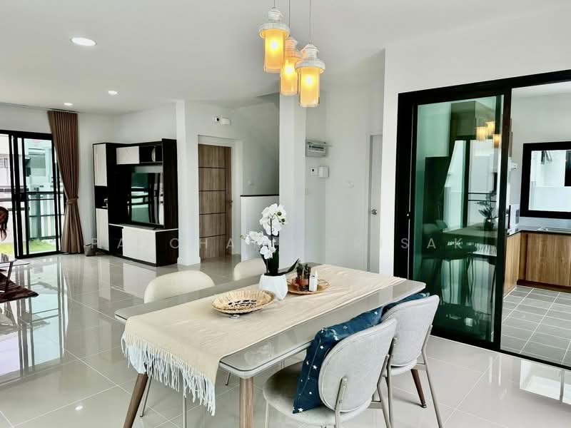Lake Valley, Chon Buri (Pattaya), 22 Moo 4 Nong Khwae Road, Bueng, Si Racha, Chon Buri (Pattaya), 3 Bedrooms, 176 sqm, Single Detached House For Rent, by Patchara Srisak, 500321525 - DDproperty.com