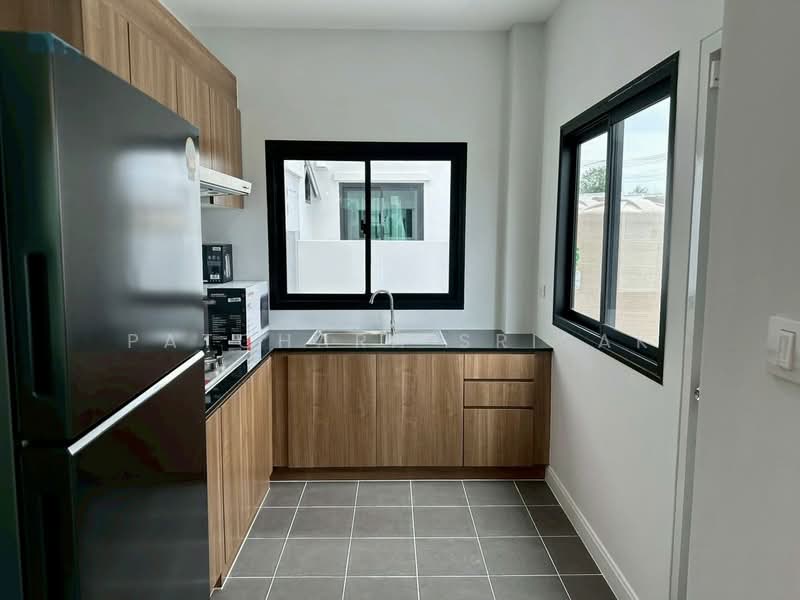 Lake Valley, Chon Buri (Pattaya), 22 Moo 4 Nong Khwae Road, Bueng, Si Racha, Chon Buri (Pattaya), 3 Bedrooms, 176 sqm, Single Detached House For Rent, by Patchara Srisak, 500321525 - DDproperty.com