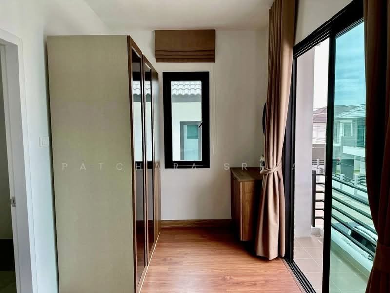 Lake Valley, Chon Buri (Pattaya), 22 Moo 4 Nong Khwae Road, Bueng, Si Racha, Chon Buri (Pattaya), 3 Bedrooms, 176 sqm, Single Detached House For Rent, by Patchara Srisak, 500321525 - DDproperty.com