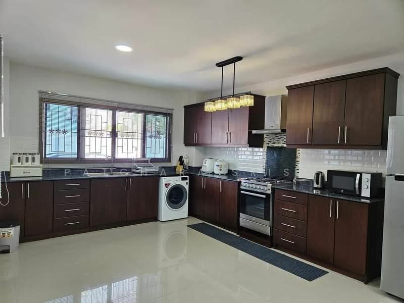 undefined, Chon Buri (Pattaya), Nong Pru, Bang Lamung (Pattaya), Chon Buri (Pattaya), 4 Bedrooms, 360 sqm, Single Detached House For Rent, by Patchara Srisak, 500321556 - DDproperty.com