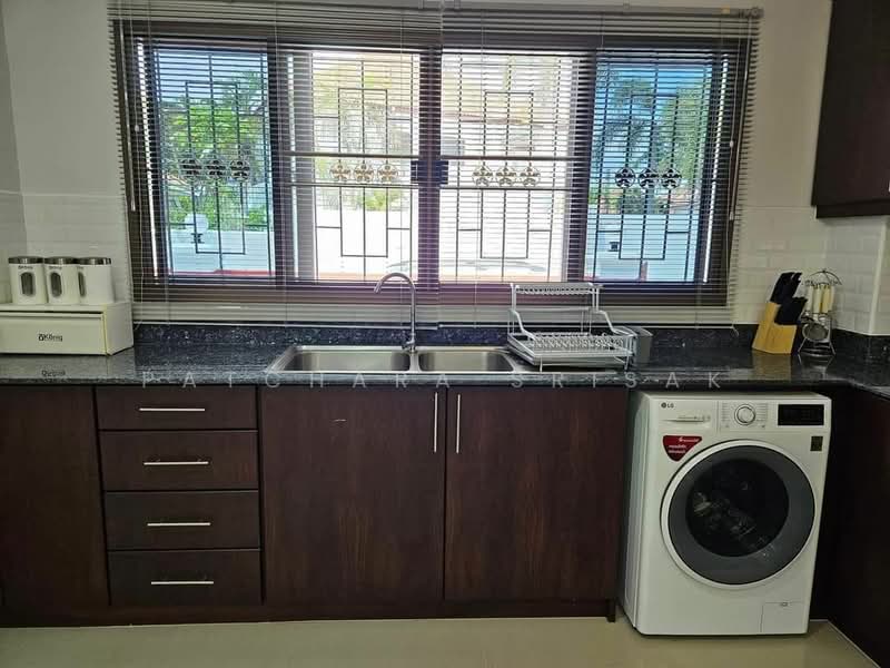 undefined, Chon Buri (Pattaya), Nong Pru, Bang Lamung (Pattaya), Chon Buri (Pattaya), 4 Bedrooms, 360 sqm, Single Detached House For Rent, by Patchara Srisak, 500321556 - DDproperty.com