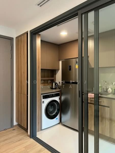 Taka Haus, Bangkok, 99 Soi Ekamai 10, Khlong Tan Nua, Watthana, Bangkok, 2 Bedrooms, 60 sqm, Condo For Rent, by Noppharuj Nunta, 500321579 - DDproperty.com