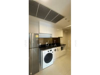 ขาย - Estella Ekkamai (Movenpick Residences Ekkamai) : เมอเวนพิค เรสซิเดนซ์ เอกมัย, กรุงเทพ