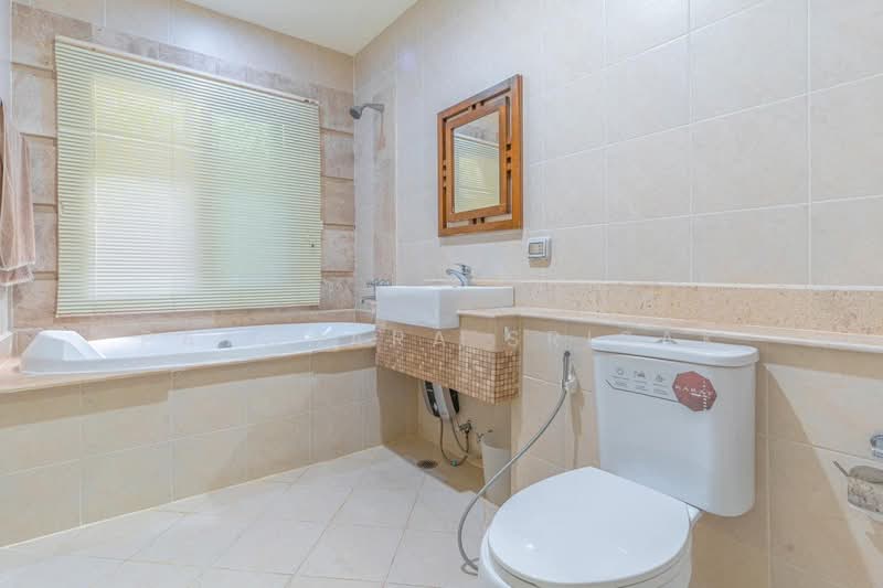 3-BR Villa, Chon Buri (Pattaya), Huai Yai, Bang Lamung (Pattaya), Chon Buri (Pattaya), 3 Bedrooms, 70 sqm, Villa For Rent, by Patchara Srisak, 500321618 - DDproperty.com