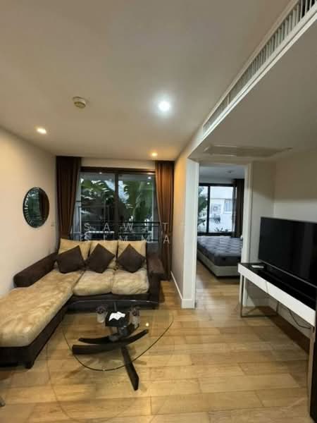 Collezio Sathorn-Pipat, Bangkok, 41 Soi Pipat 1 Silom Road, Silom, Bang Rak, Bangkok, 1 Bedroom, 41 sqm, Condo For Sale, by Sawitree Simmalee, 500321627 - DDproperty.com