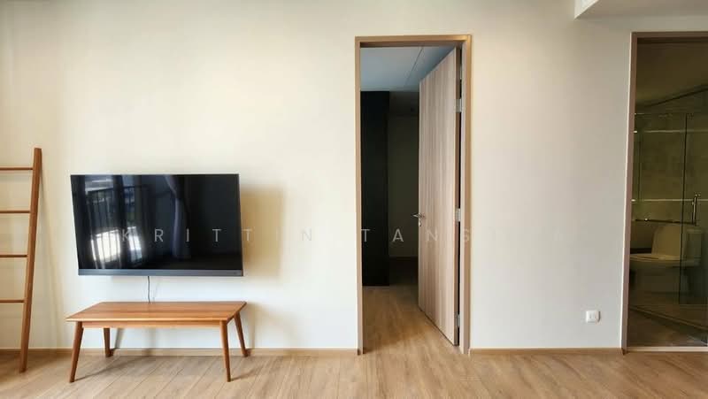 Noble Around Sukhumvit 33, Bangkok, 17 Soi Sukhumvit 33, Khlong Tan Nua, Watthana, Bangkok, 1 Bedroom, 44 sqm, Condo For Sale, by Krittin Tansida, 500321628 - DDproperty.com