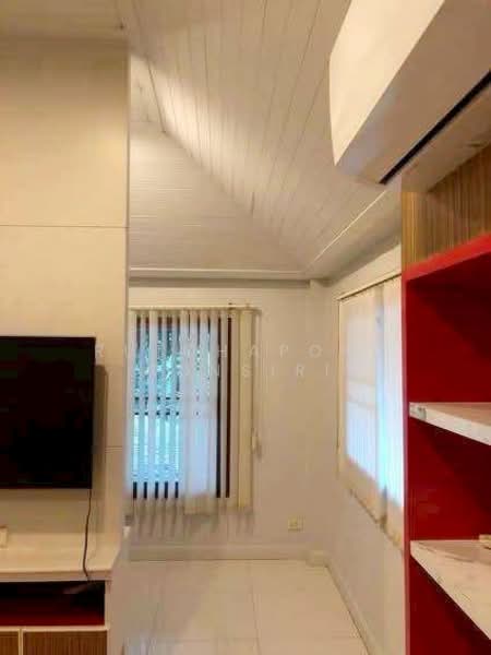 บ้านให้เช่า – ใกล้เจ็ดยอดพลาซ่า เพียง 5 นาที ค่าเช่า 30,000 บาท / เดือน รหัสทรัพย์ : No.2H129, Chiang Mai, Chang Phuak, Muang Chiang Mai, Chiang Mai, 3 Bedrooms, 100 sqm, Single Detached House For Rent, by Rutchaporn Tunsiri, 500321630 - DDproperty.com