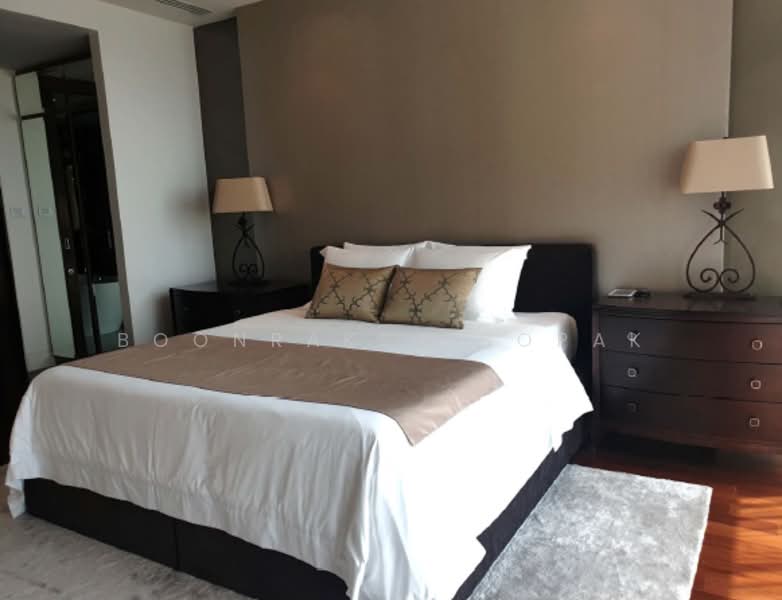 The St. Regis Bangkok (Residences), Bangkok, Rajdamri, Lumphini, Pathum Wan, Bangkok, 3 Bedrooms, 325 sqm, Condo For Rent, by Boonraksa Sopak, 500321668 - DDproperty.com
