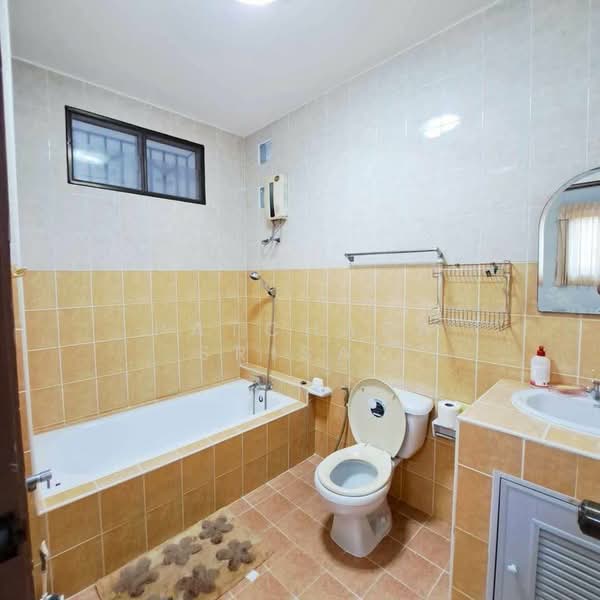 undefined, Chon Buri (Pattaya), Na Kloe, Bang Lamung (Pattaya), Chon Buri (Pattaya), 3 Bedrooms, 220 sqm, Single Detached House For Rent, by Patchara Srisak, 500321670 - DDproperty.com