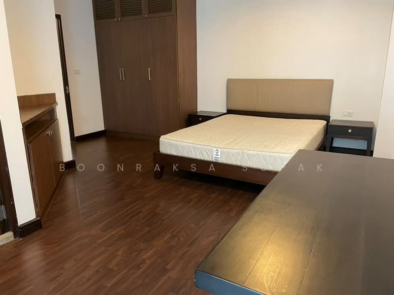 Charoenjai Place, Bangkok, 40 Soi Pridi Banomyong 31, Khlong Tan Nua, Watthana, Bangkok, 4 Bedrooms, 227 sqm, Apartment For Rent, by Boonraksa Sopak, 500321680 - DDproperty.com