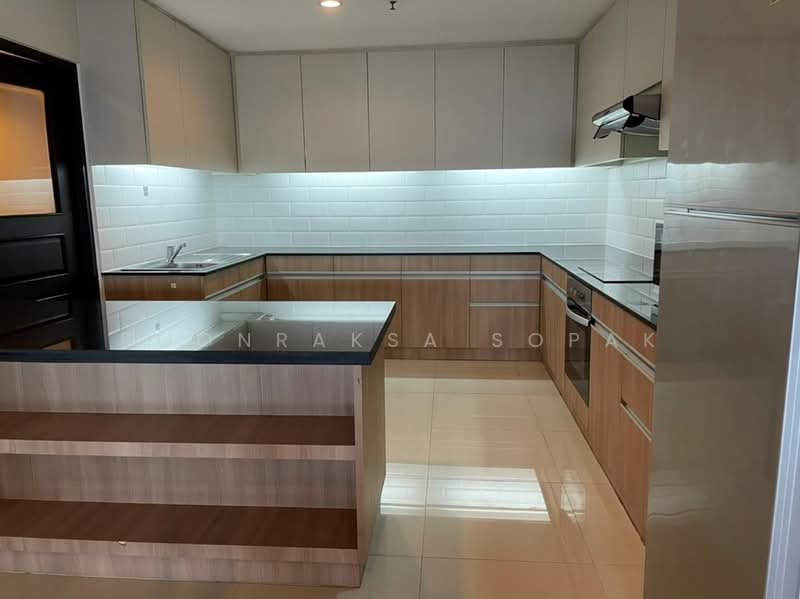 Charoenjai Place, Bangkok, 40 Soi Pridi Banomyong 31, Khlong Tan Nua, Watthana, Bangkok, 4 Bedrooms, 227 sqm, Apartment For Rent, by Boonraksa Sopak, 500321680 - DDproperty.com